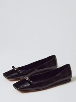 Ballerina Twinset in vernice