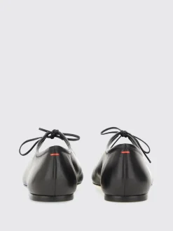 Ballerina Uma Aeyde in pelle