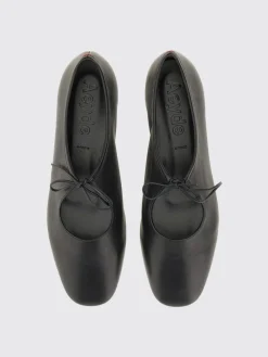 Ballerina Uma Aeyde in pelle