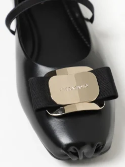 Ballerina Vara Ferragamo in pelle