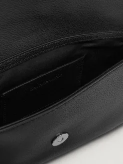 Borsa a spalla in pelle sintetica Calvin Klein