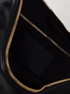 Borsa a spalla Pinched Soft Crescent in pelle sintetica Calvin Klein