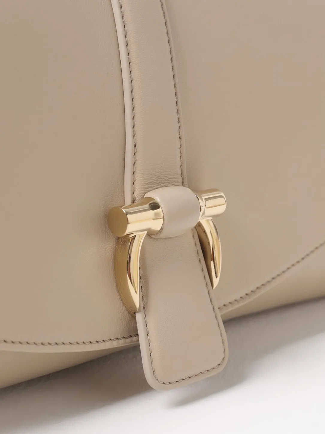 Borsa Ferragamo in pelle
