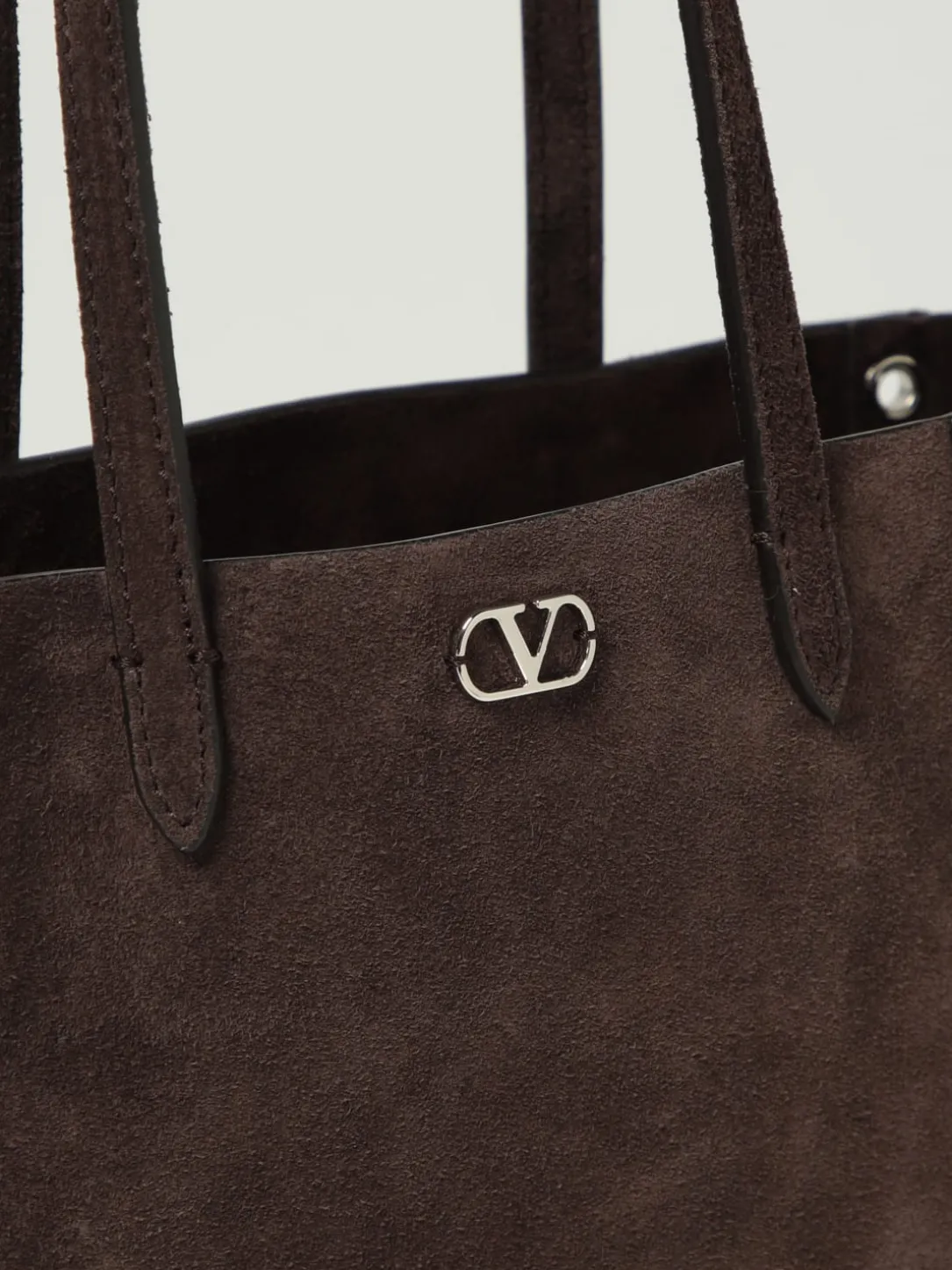 Borsa Nellcôte Valentino Garavani in camoscio con borchie applicate