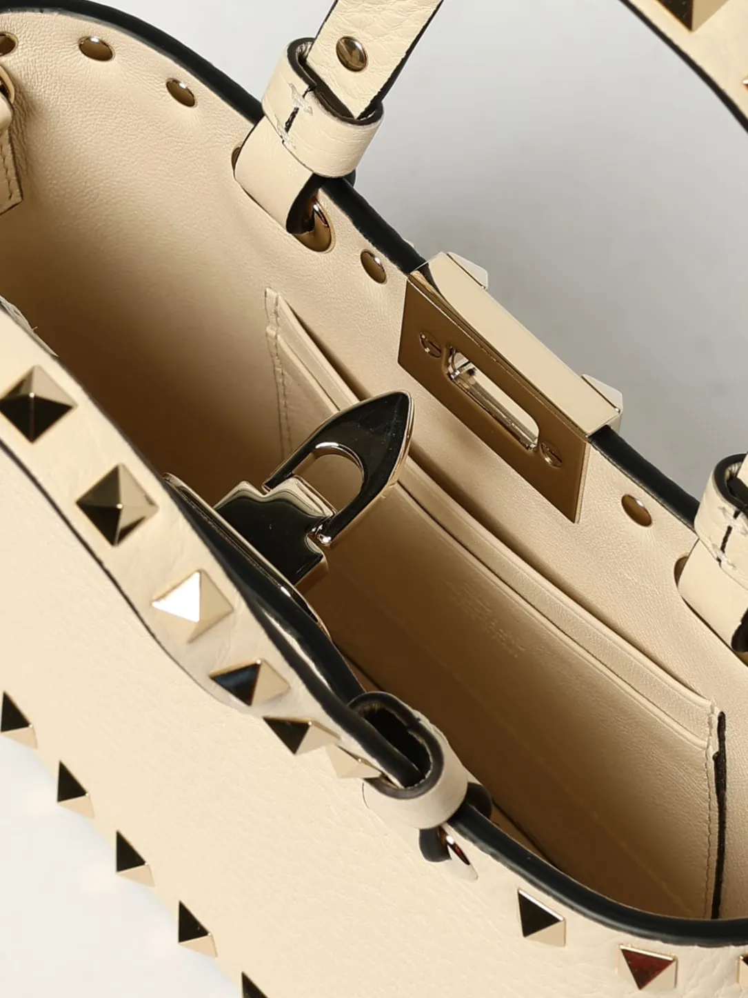 Borsa Rockstud Valentino Garavani in pelle a grana