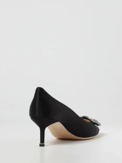 Décolleté Hangisi Manolo Blahnik in raso con fibbia gioiello