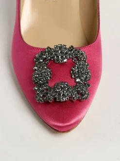 Décolleté Hangisi Manolo Blahnik in raso con fibbia gioiello