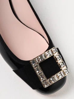 Décolleté Très Vivier Roger Vivier in vernice con fibbia gioiello