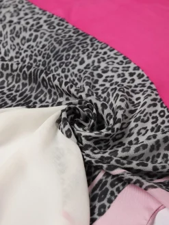 Foulard Liu Jo in modal con stampa animalier