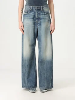 Jeans a zampa Diesel in denim