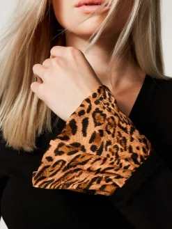 Maglia a v con polsi animalier Twinset