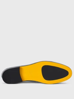 Mocassino Doucal's in camoscio con nappe