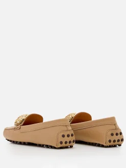 Mocassino Tod's in pelle con anelli metallici