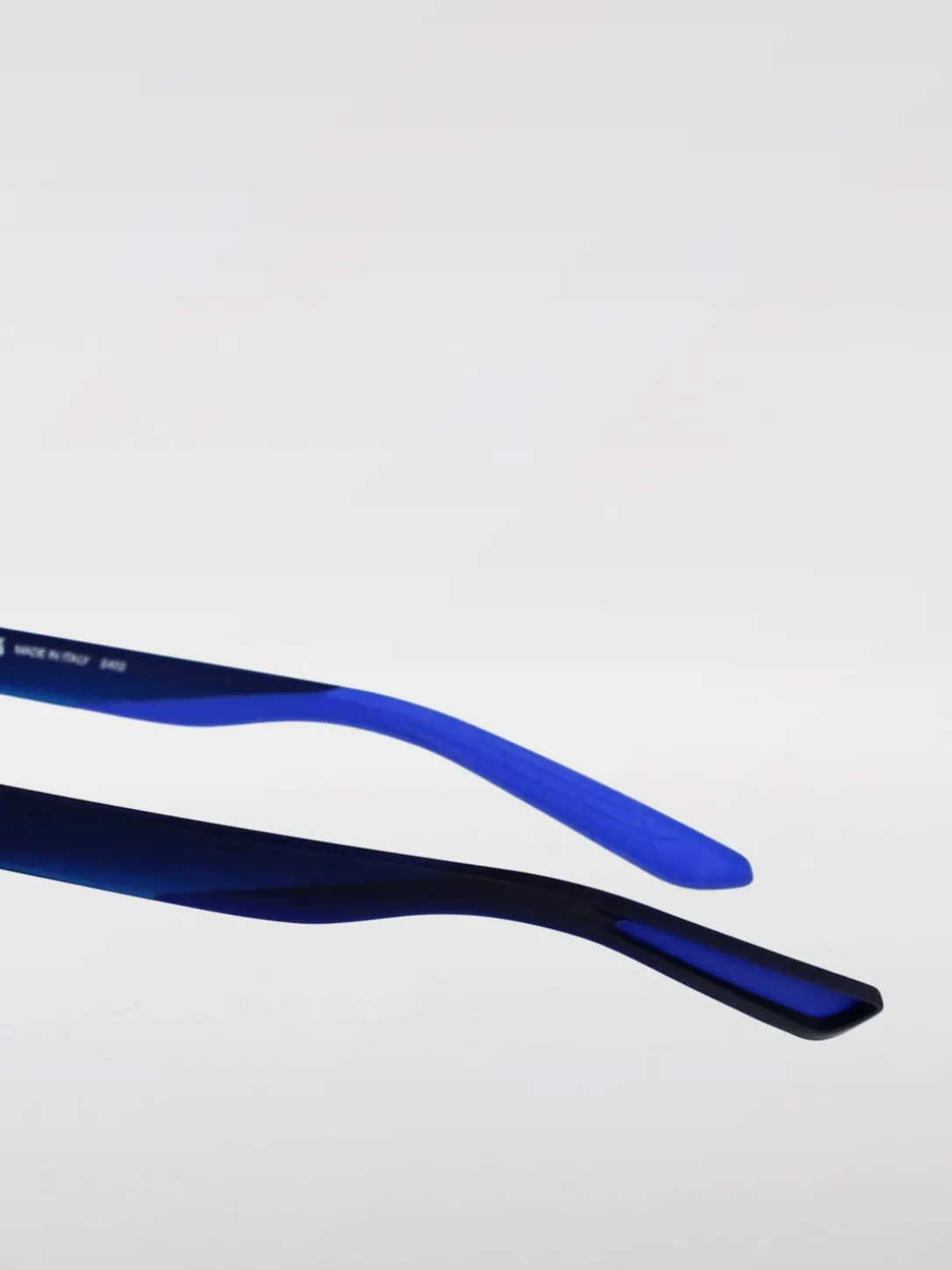 Occhiali da sole Maverick in acetato con logo Nike