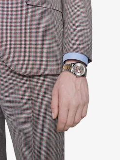 Orologio con cinturino in metallo by Gucci e cassa Sportiva