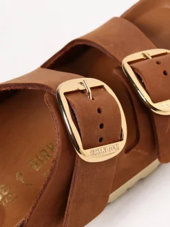 Sandalo Arizona Big Buckle Birkenstock in pelle oliata