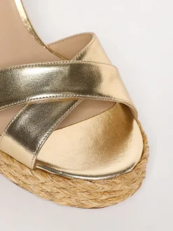 Sandalo Dayna Stuart Weitzman in pelle laminata