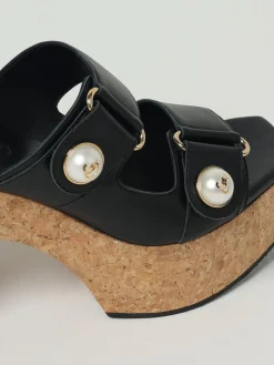 Sandalo Fayence Jimmy Choo in pelle con perle sintetiche