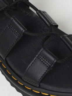 Sandalo Natilla Dr. Martens in pelle a grana