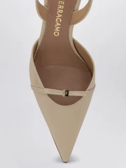 Slingback Gylla Ferragamo in vernice