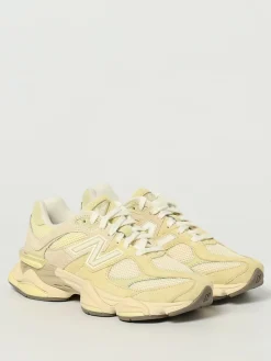 Sneakers 9060 New Balance in camoscio e mesh