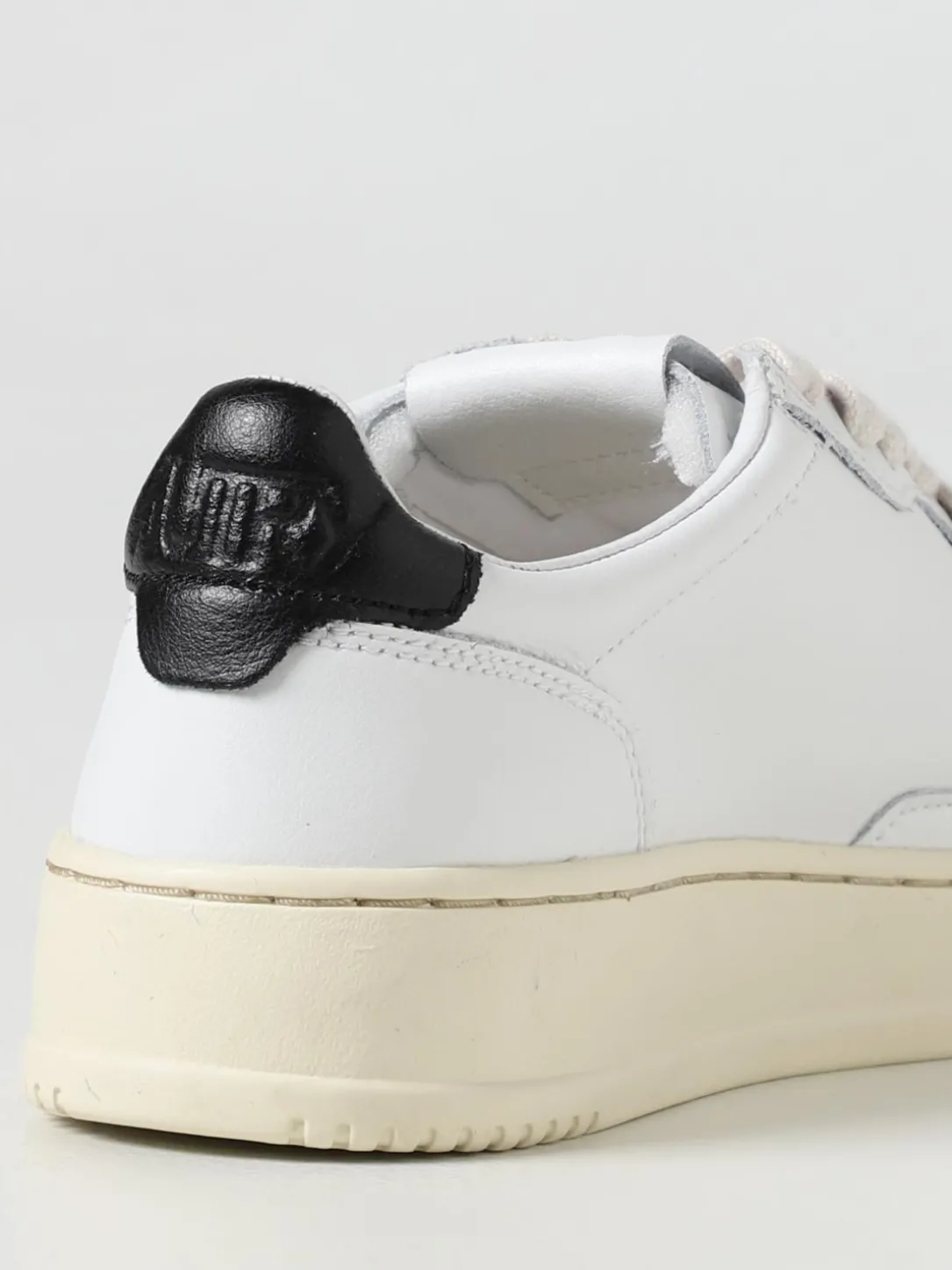 Sneakers Medalist 01 Autry in pelle