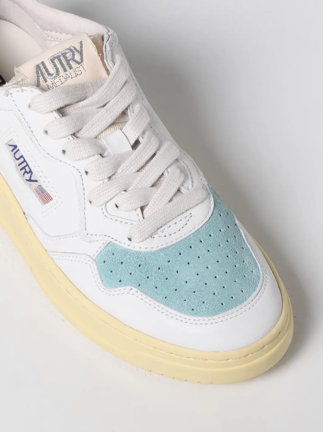 Sneakers Medalist 01 Autry in pelle