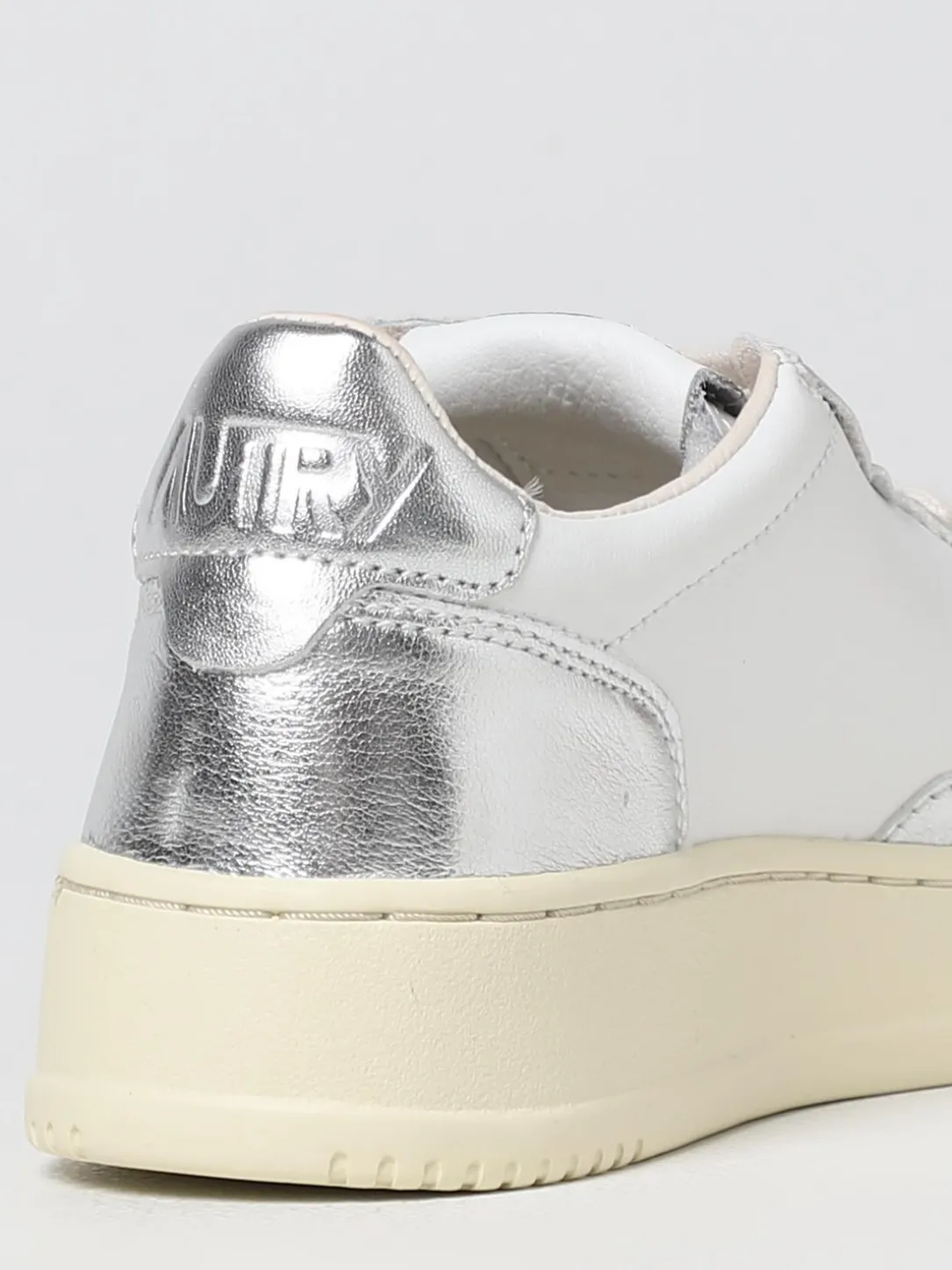 Sneakers Medalist Autry in pelle