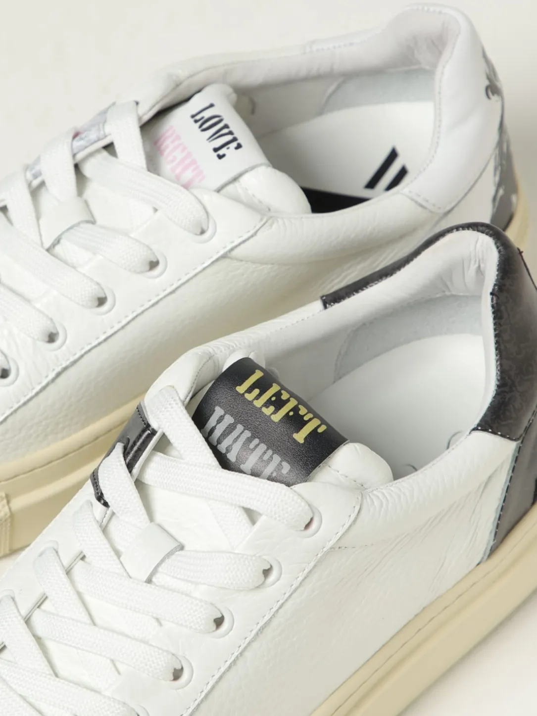 Sneakers One Love Axept in pelle martellata premium