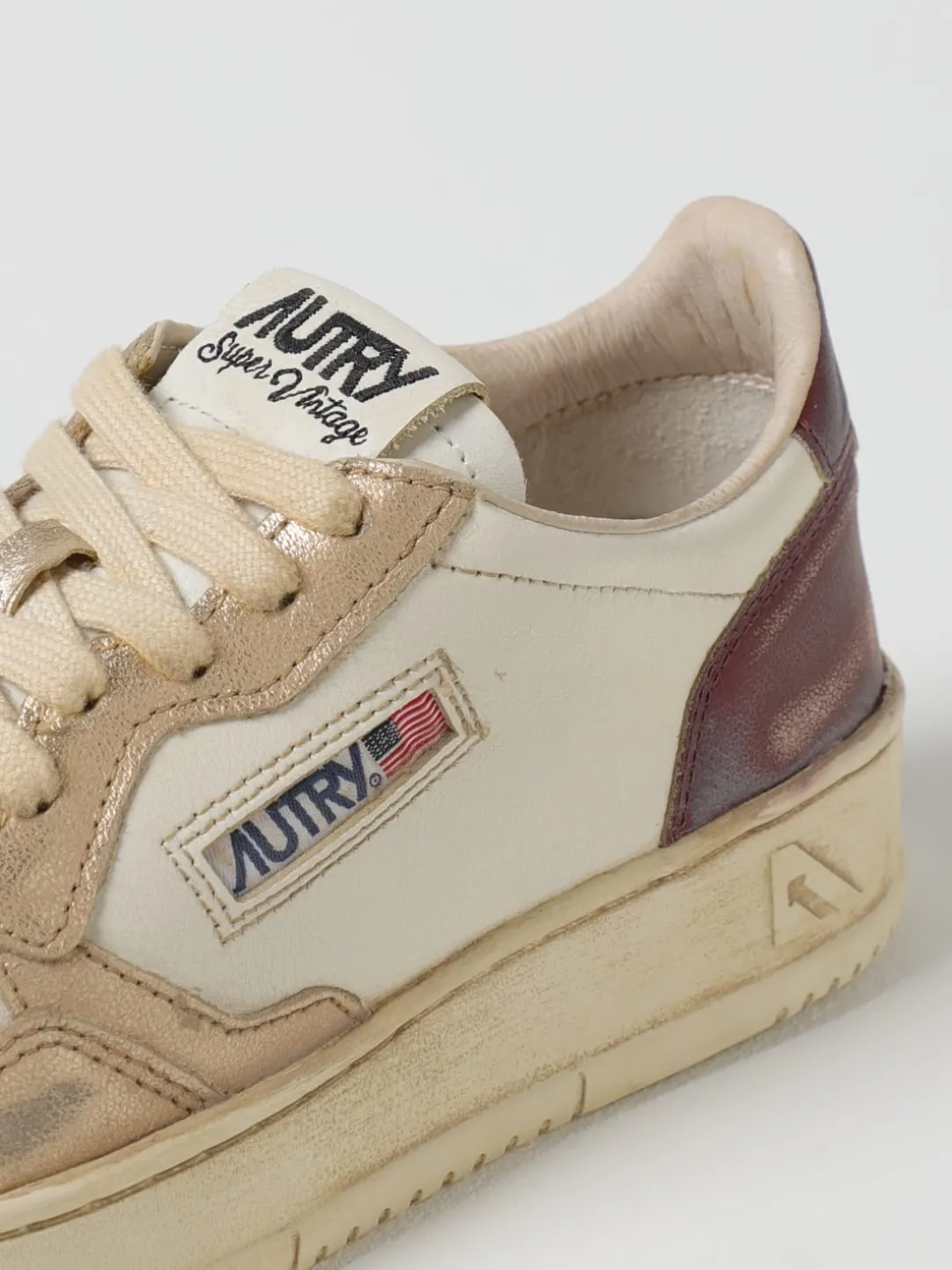 Sneakers Super Vintage Autry in pelle used