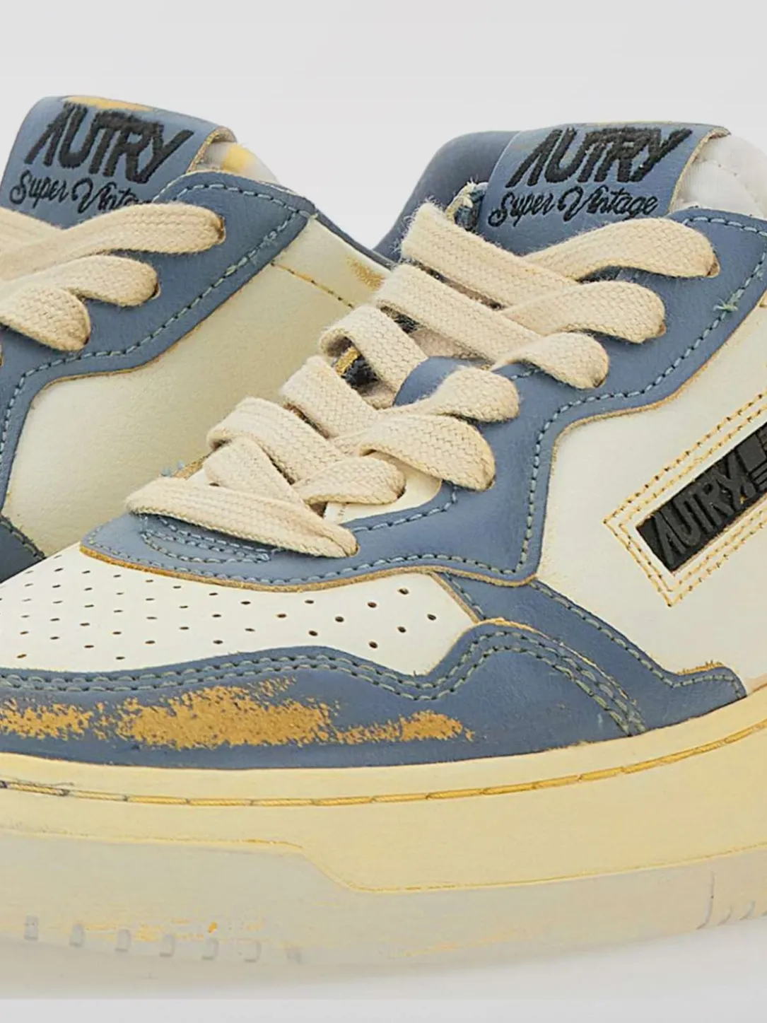 Sneakers Super Vintage Autry in pelle used