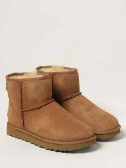 Stivaletto Classic Mini II UGG in camoscio
