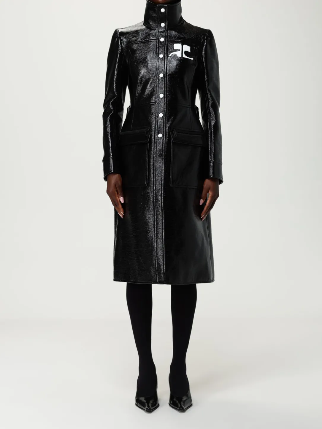 Trench Courrèges in vernice