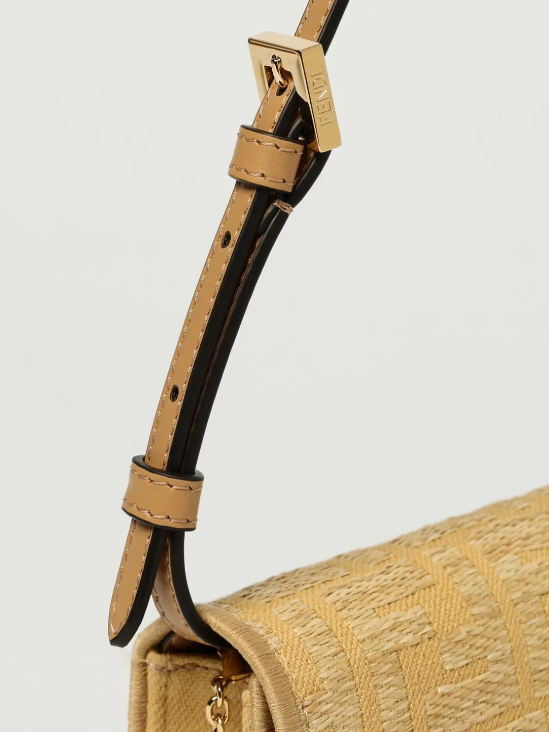 Wallet On Chain Baguette Fendi in cotone e rafia jacquard