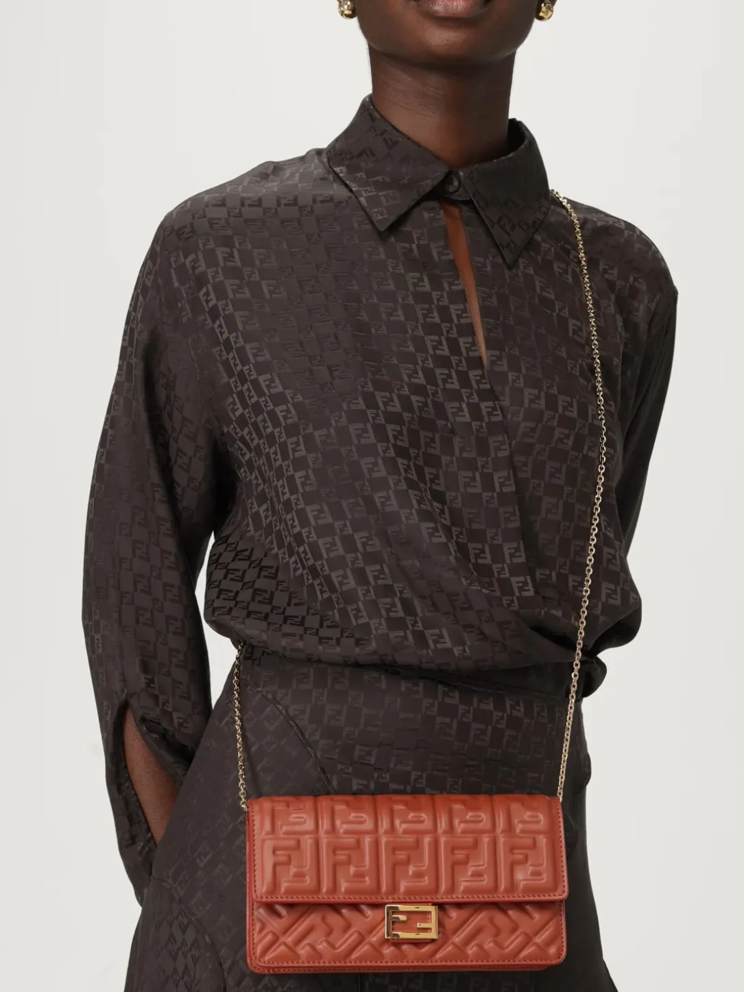 Wallet On Chain Baguette Fendi in nappa embossed